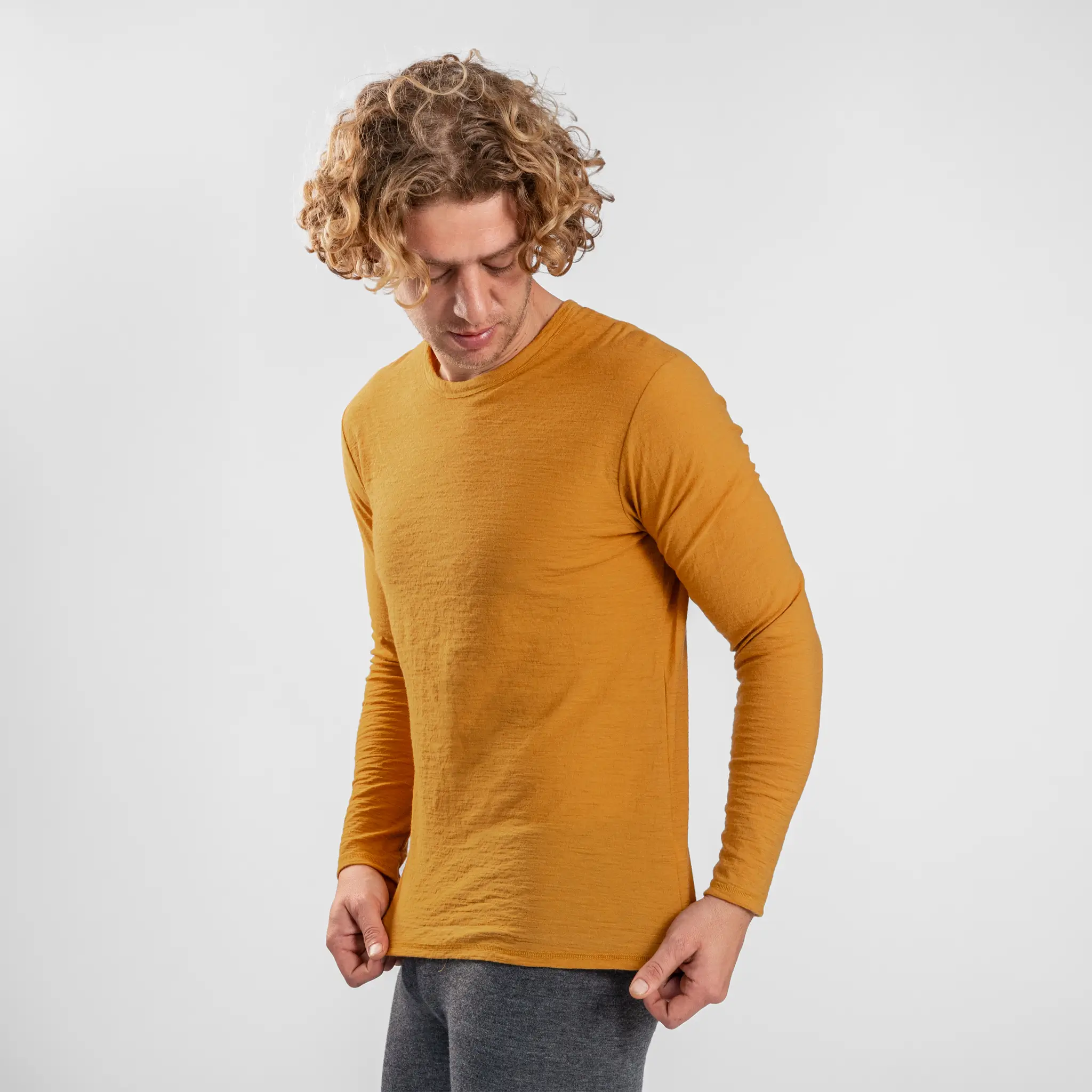 Men's Alpaca Wool Long Sleeve T-Shirt: 160 Ultralight - Image 27