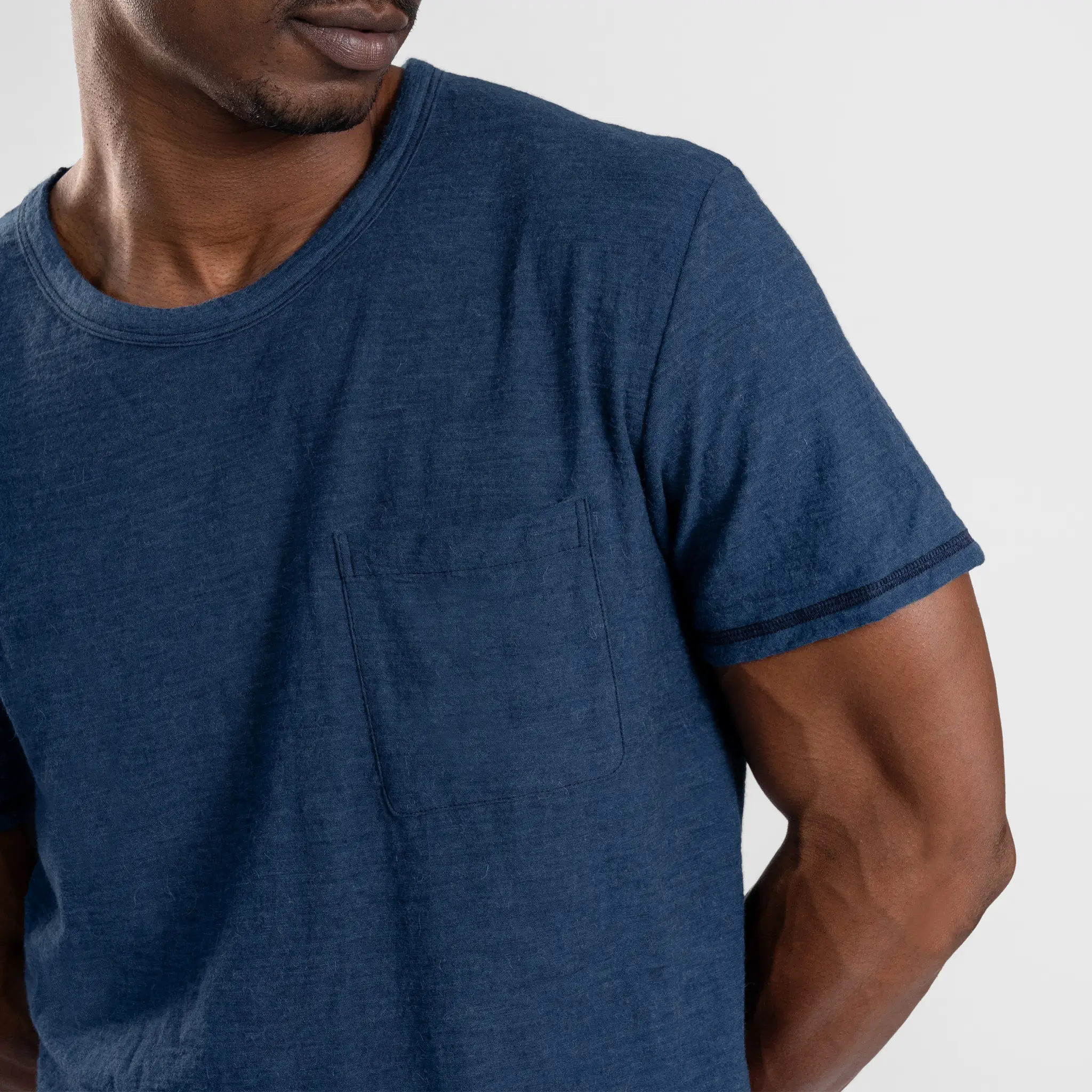 Men's Alpaca Wool Pocket T-Shirt: 160 Ultralight Crew Neck - Image 28