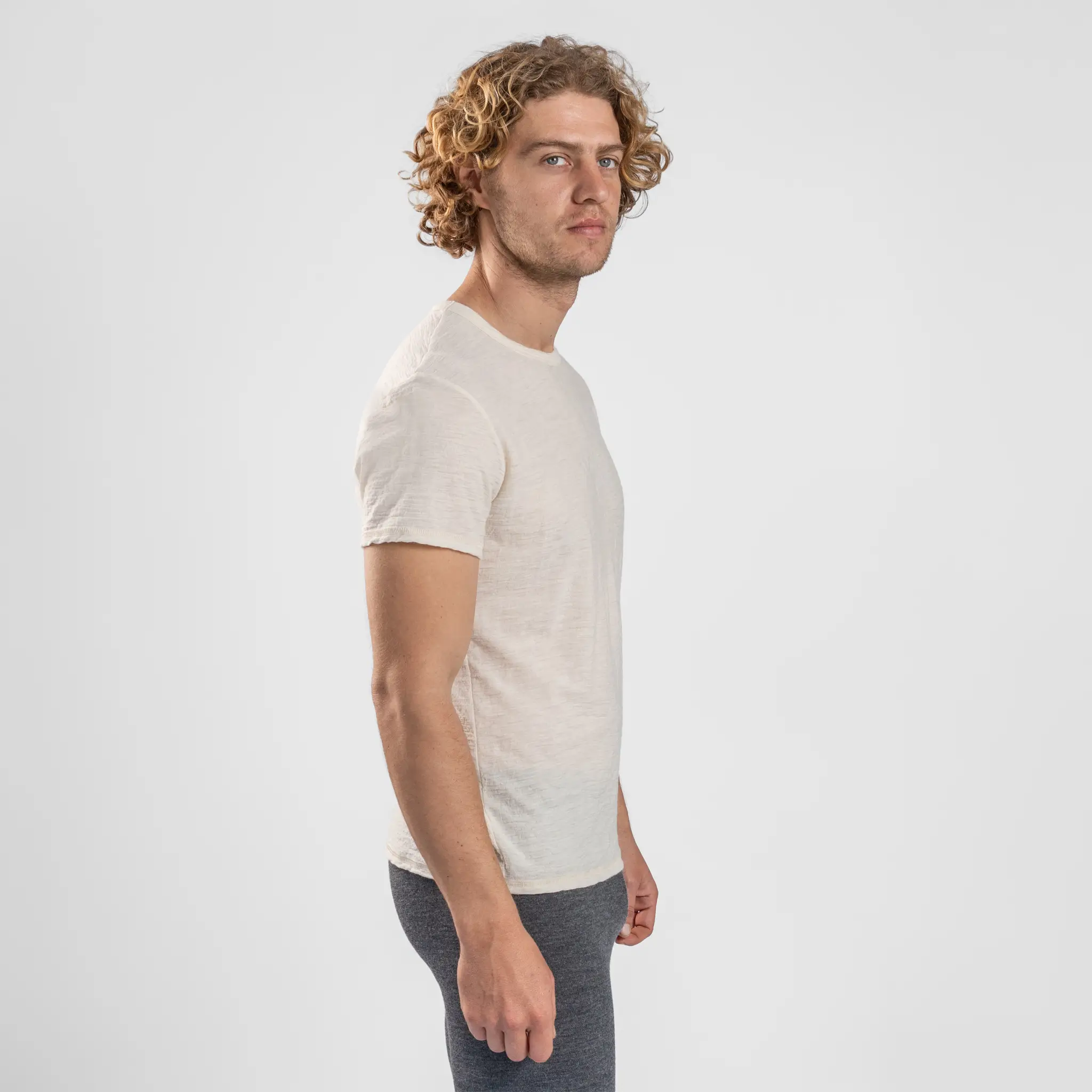 Men's Alpaca Wool T-Shirt: 110 Featherweight Crew Neck - Image 6