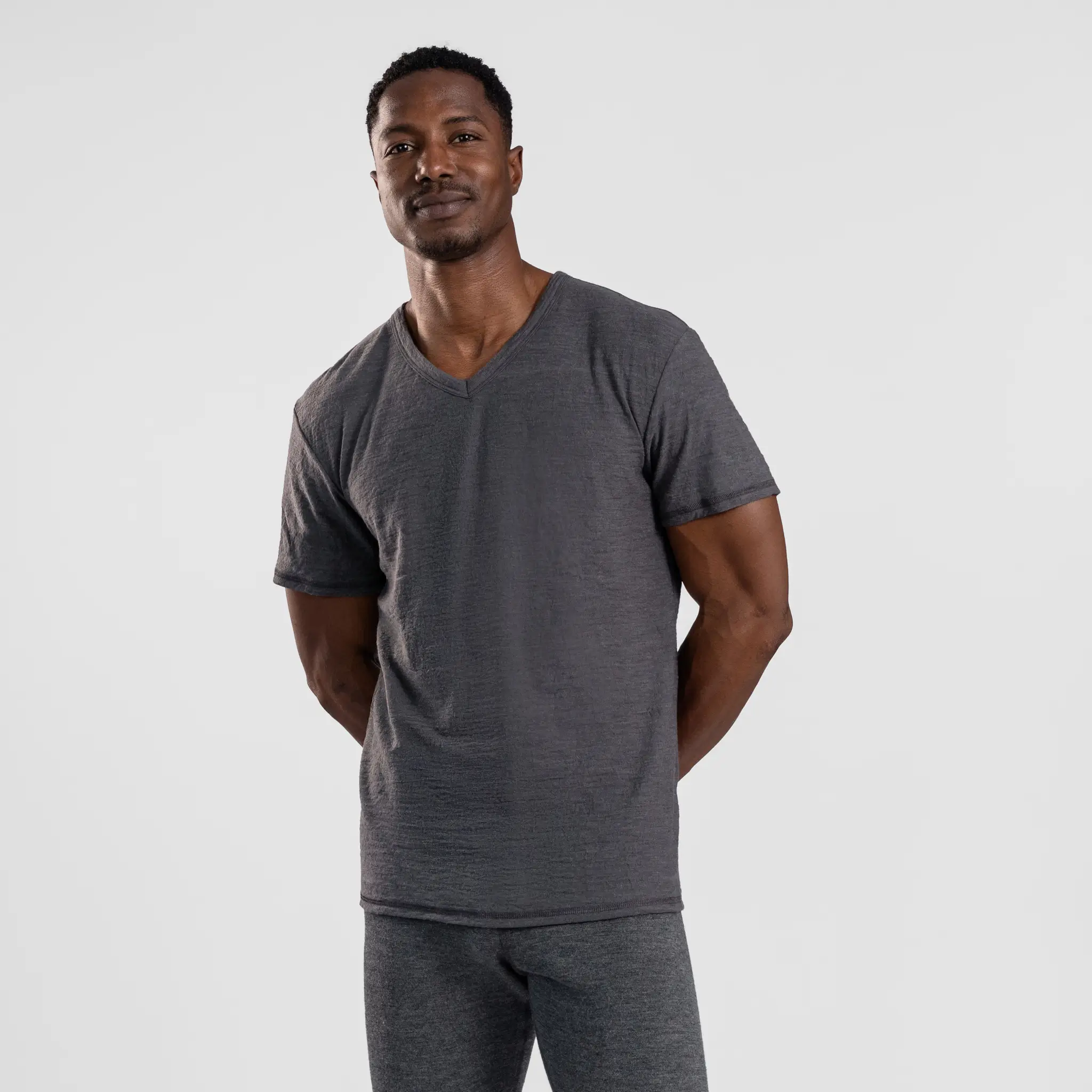 Men's Alpaca Wool T-Shirt: 160 Ultralight V-Neck - Image 21