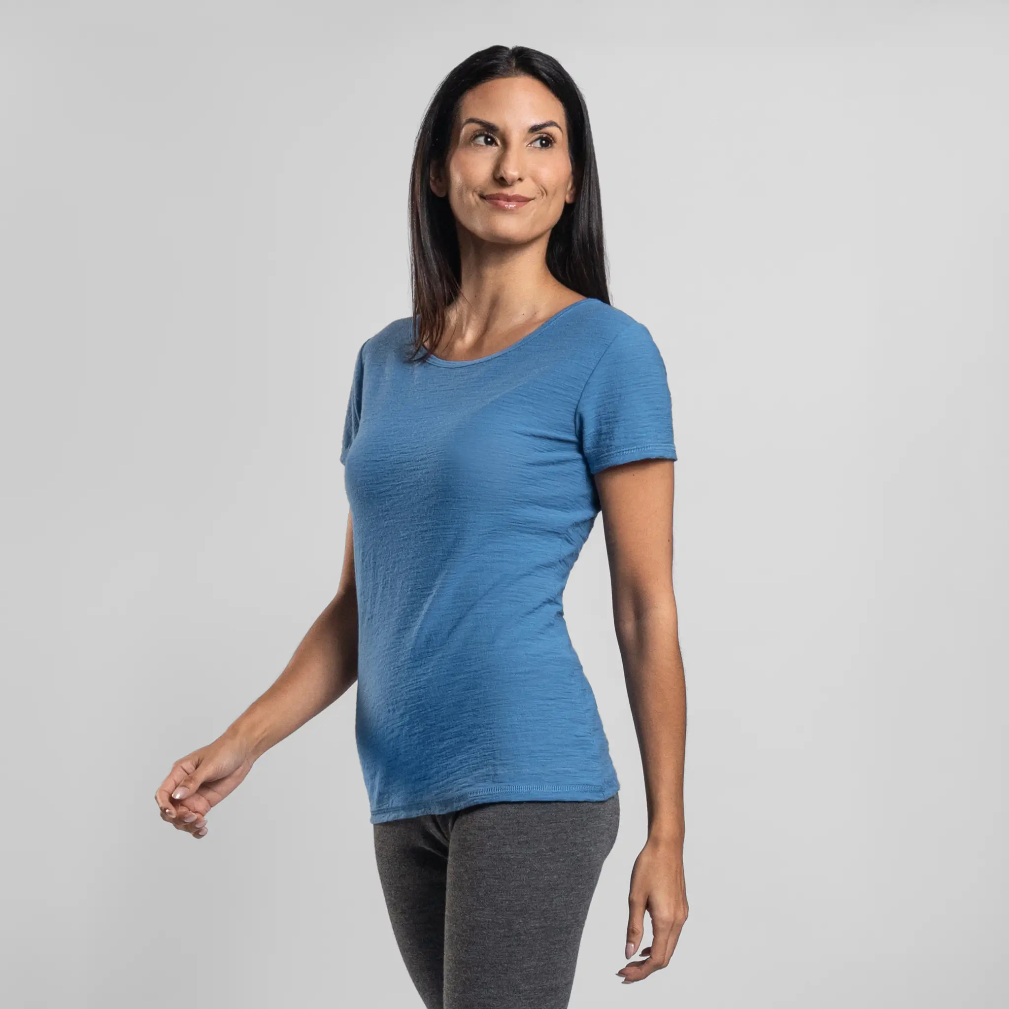 Women's Alpaca Wool T-Shirt: 160 Ultralight Crew Neck - Image 27