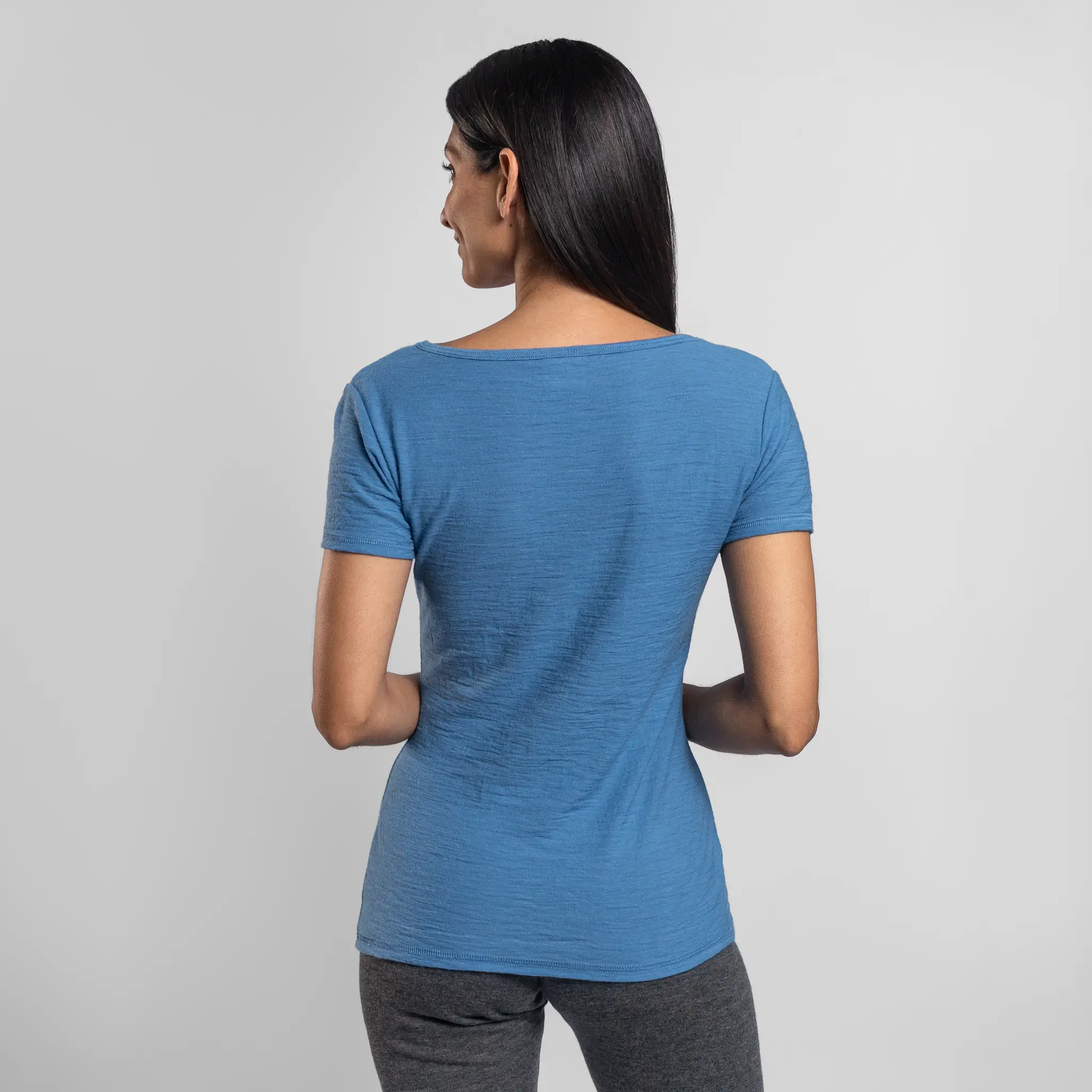 Women's Alpaca Wool T-Shirt: 160 Ultralight Crew Neck - Image 28