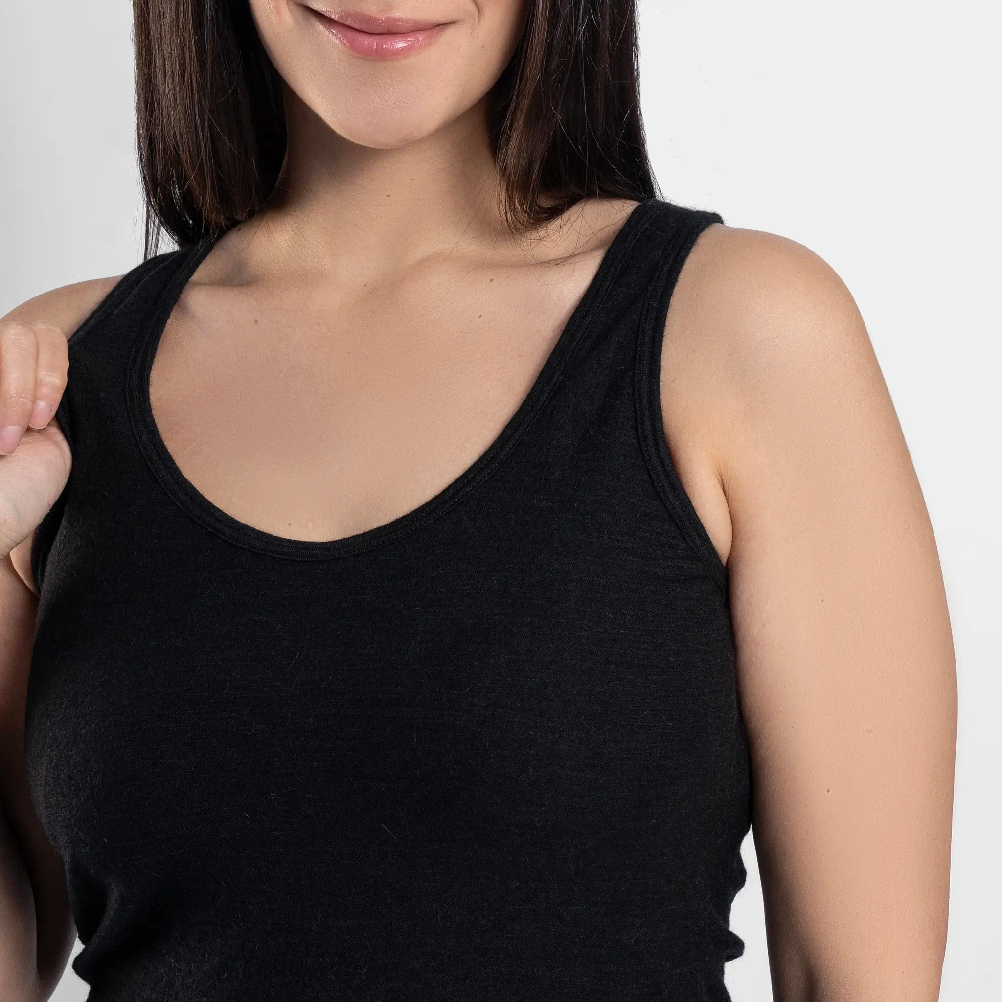 Women's Alpaca Wool Tank Top: 160 Ultralight - Image 12